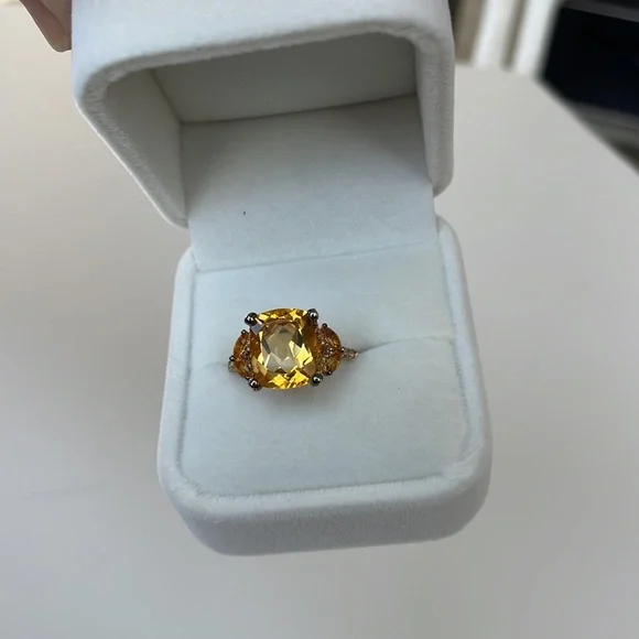 NWOT 4 1/2 ct. t.w. Citrine/White TopazSize 7